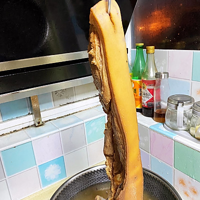 腌腊肉的做法(百吃不腻的腌制腊肉教程步骤)