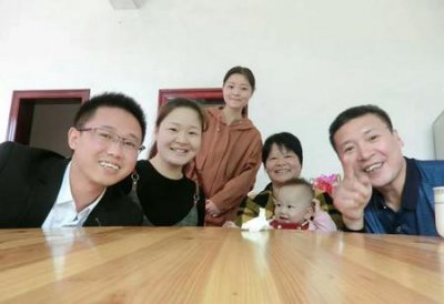 ​每次吃饭都要抢着结账的人怎么样(说结账好还是买单好)