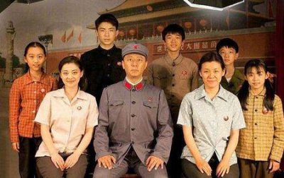 ​父母爱情里的江德福比安杰大几岁(父母爱情安杰比江德福小几岁)