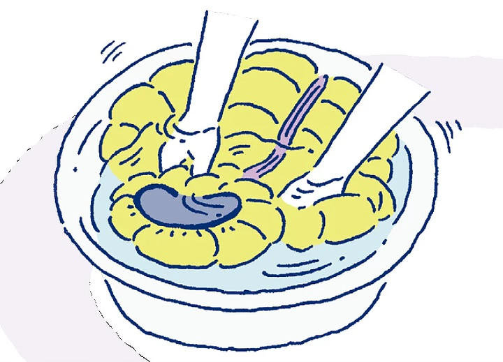 羽绒服可以水洗吗（一文了解羽绒服的正确清洗方式）