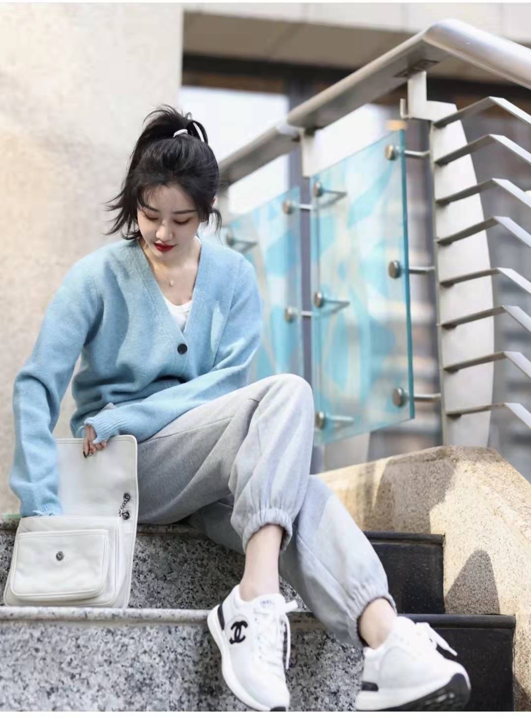 春天穿什么衣服合适(时尚达人教你春季如何穿搭)