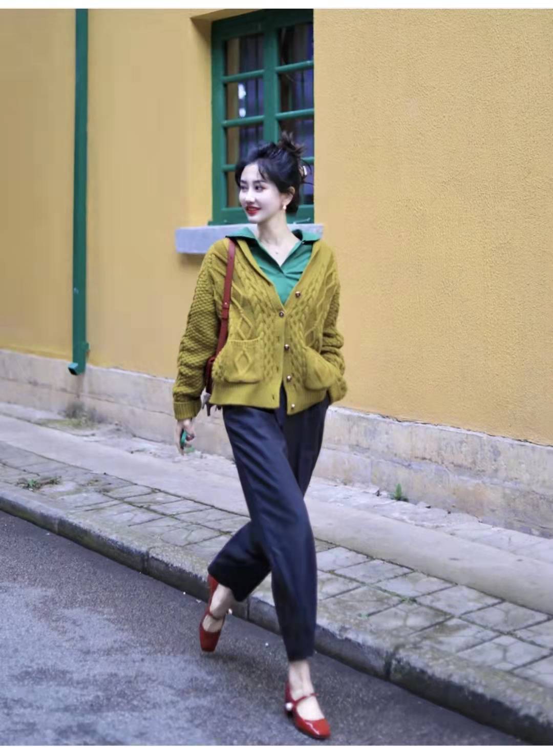 春天穿什么衣服合适(时尚达人教你春季如何穿搭)