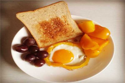 ​全麦面包为什么是酸的?微酸表示没有防腐剂（过酸变质）