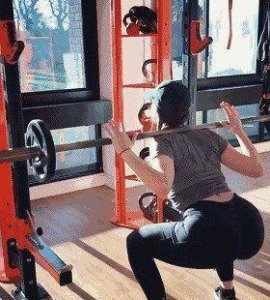 ​练臀最好的方法(锻炼臀部肌肉最有效的方法)