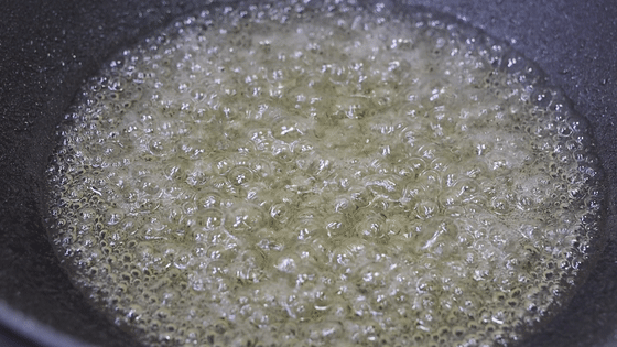 冰糖葫芦的糖浆怎么熬（掌握熬糖3步曲糖衣酥脆透亮）