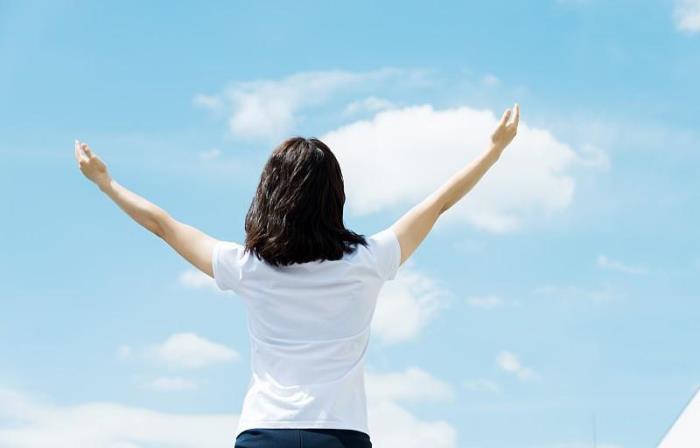 为什么生活变得越来越压抑(生活过得很压抑)