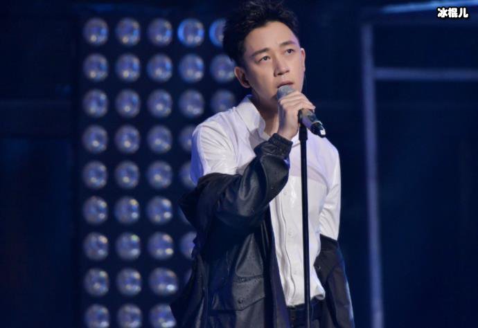 潘粤明女友是谁