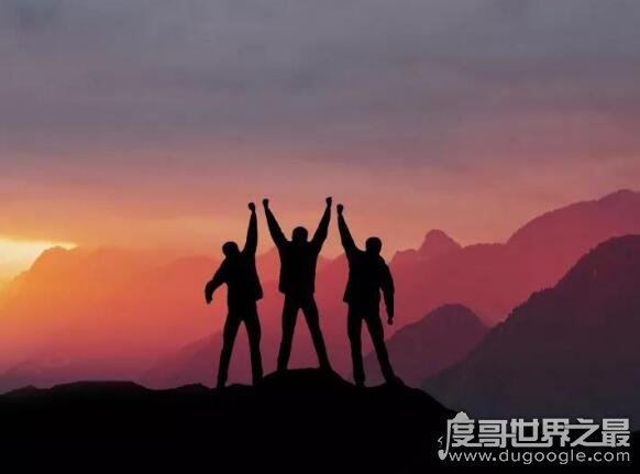 砥砺前行的含义是什么（砥砺前行指什么）(1)_