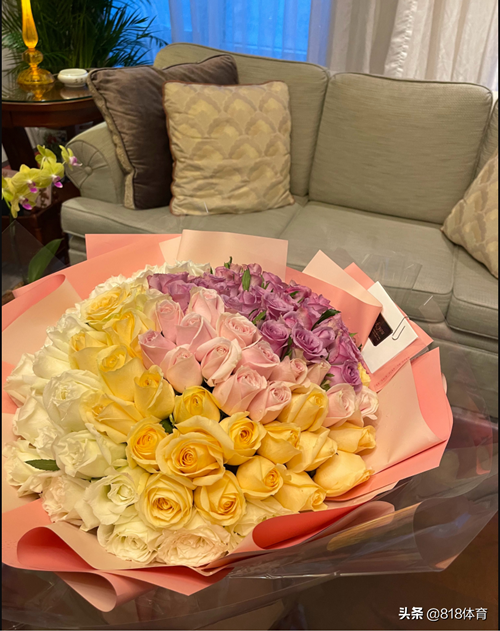 苏炳添跟夫人从校服（苏炳添和他的妻子合照）