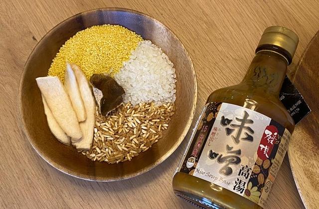 梁咏琪短发图片(冻龄有方梁咏琪晒20年旧照)(8)