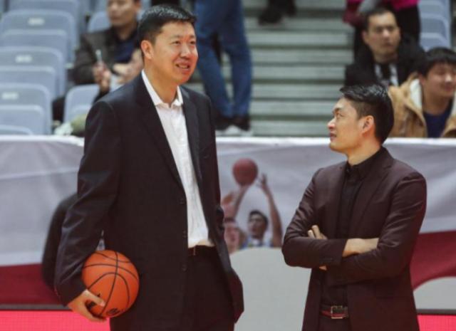 王治郅老婆，周鹏易建联谁厉害(王治郅易建联姚明)