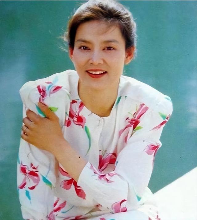 1米55以下的女演员（个个是“宅男女神”）