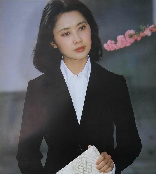 1米55以下的女演员（个个是“宅男女神”）