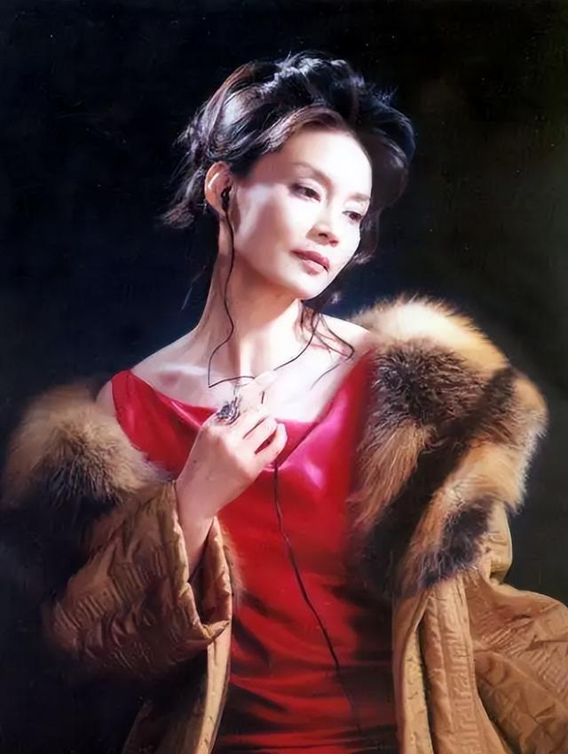 1米55以下的女演员（个个是“宅男女神”）