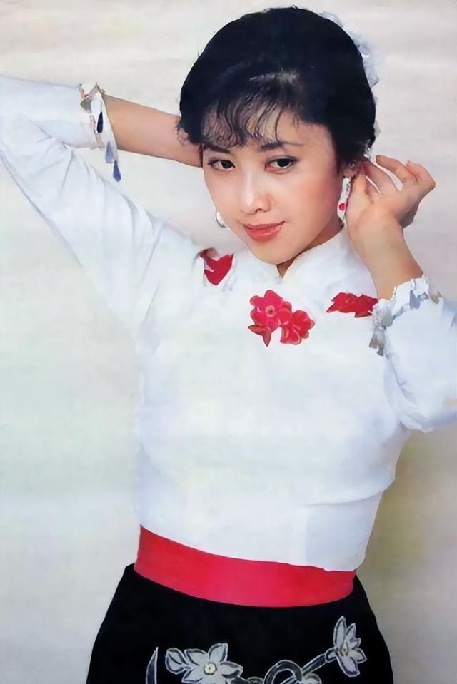 1米55以下的女演员（个个是“宅男女神”）