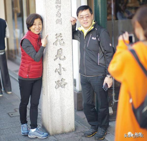 李小冉真的大（30岁开始享受老年生活）