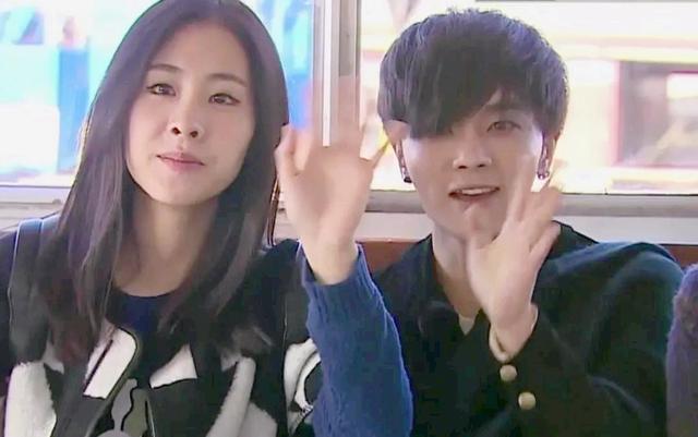 华晨宇图片（“火星弟弟”华晨宇:原生家庭伤害太深）