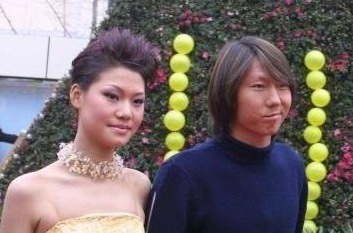 李铁的老婆叫什么名字