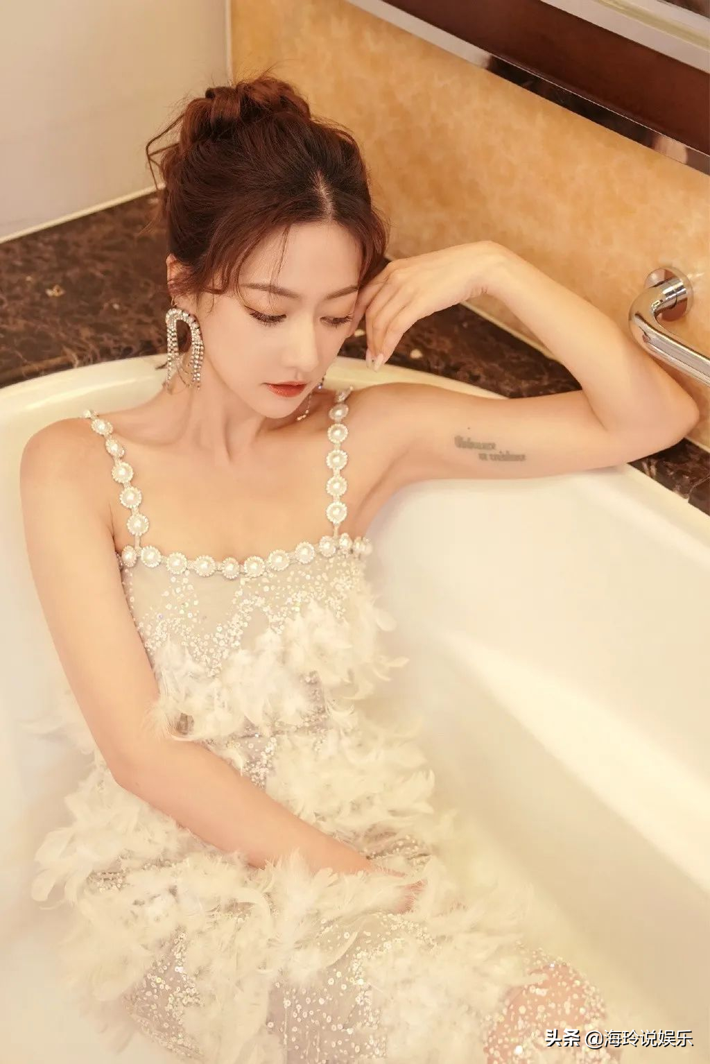 余玥属于几线明星(90后演员余玥资料介绍)