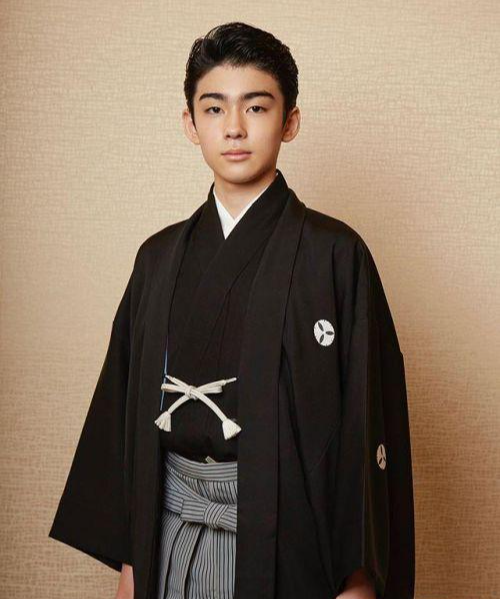 藤间斋个人资料_人物经历杂志写真家庭生活