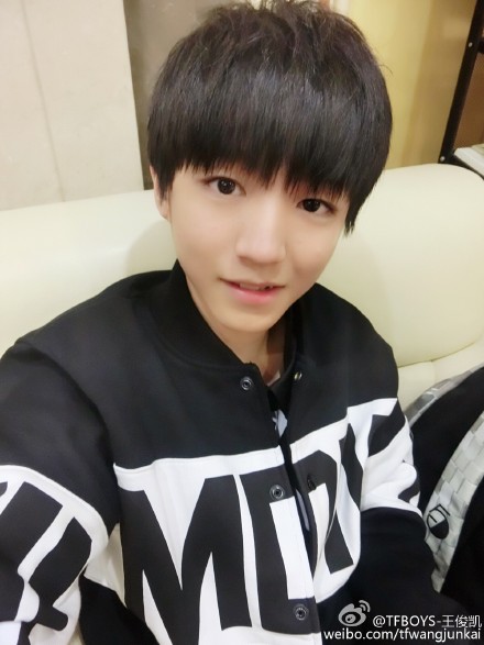 景甜毁片长城或成票房毒药 景甜背后的金主是谁是王健林吗