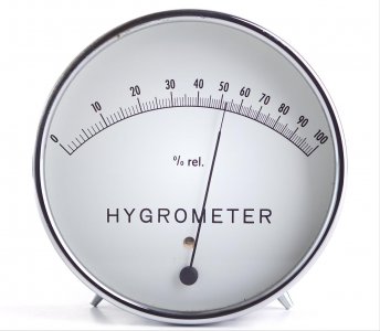 ​钓鱼气压多少适合钓鱼（气压多少HP钓鱼比较合适）