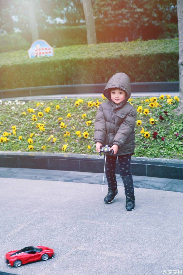 彭子苏个人资料写真作品