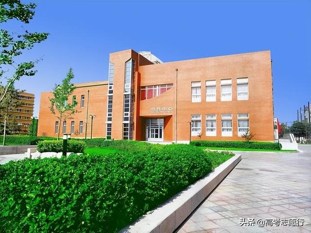 科技大学四川多少分能读（这所科技大学在四川录取分数515分）(4)