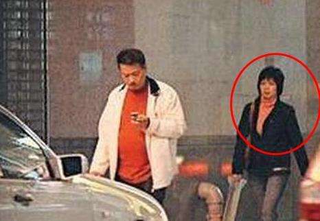 卢少慈年轻时候的照片(卢少慈个人资料图片) 卢少慈年轻时候的照片(卢少慈个人资料图片)