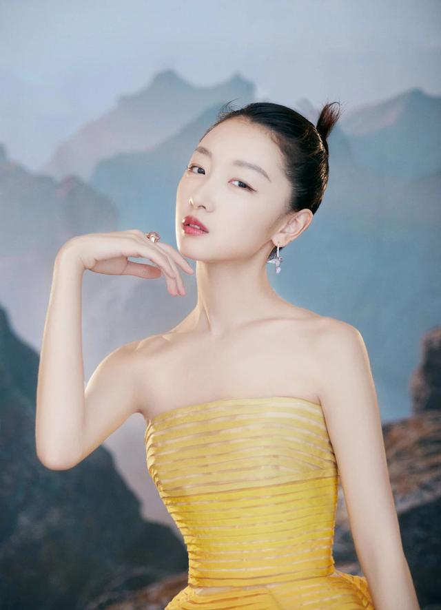 周冬雨获得过多少次影后(再次入围影后提名)(19)