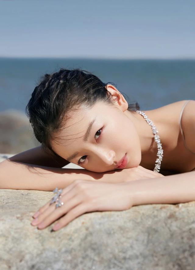 周冬雨获得过多少次影后(再次入围影后提名)(30)