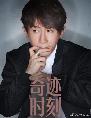 刘谦董卿第一次合作是什么时候(刘谦时隔六年重返春晚)(8)