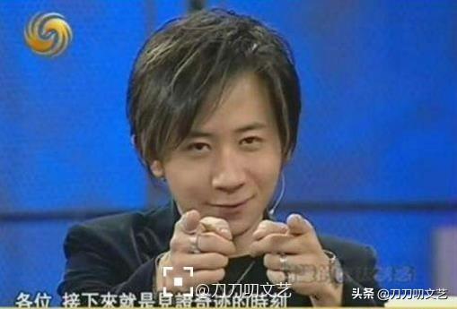 刘谦董卿第一次合作是什么时候(刘谦时隔六年重返春晚)(4)