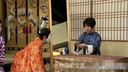 刘谦董卿第一次合作是什么时候(刘谦时隔六年重返春晚)(17)