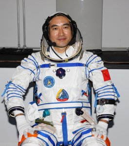 ​翟志刚简介 个人资料（翟志刚航天员简介）