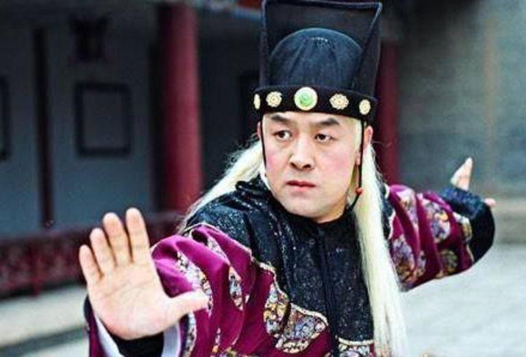 男太监被割去哪些部分，女太监割的是哪个部位