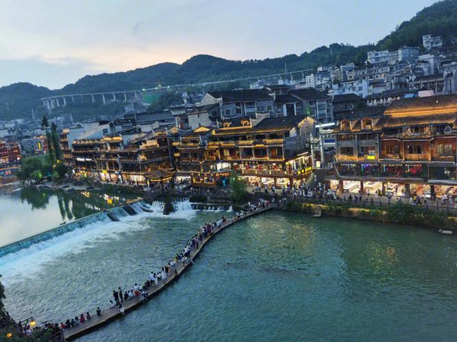 湘西张家界凤凰古城旅游攻略(湘西最全自由行攻略)