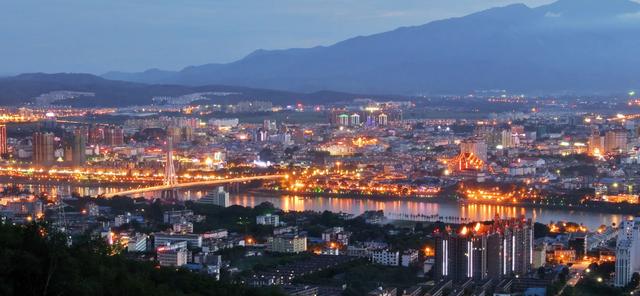 西双版纳什么季节去旅游最佳(西双版纳避寒旅游的最佳时节到了)(2)