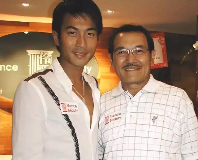 杨幂和刘恺威离婚原因大揭秘（杨幂刘恺威离婚四年啦）(10)