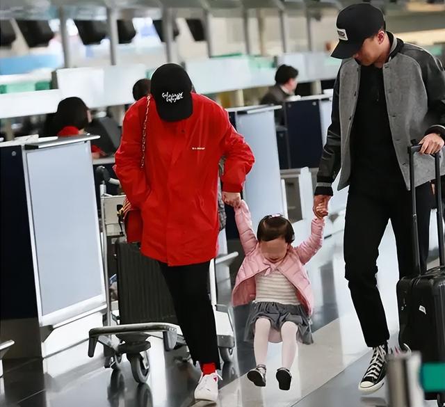 杨幂和刘恺威离婚原因大揭秘（杨幂刘恺威离婚四年啦）(45)