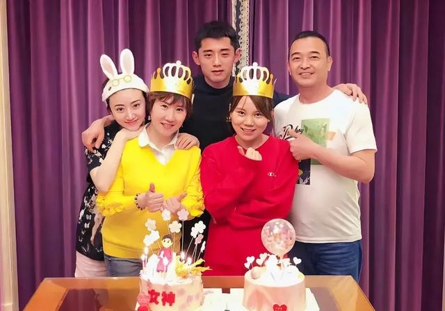 景甜个人资料及简历（京城四美成员景甜）(50)