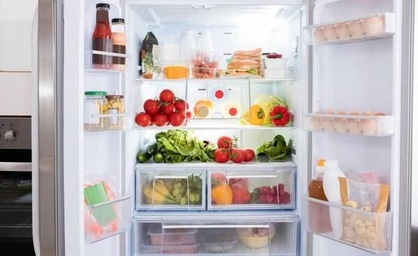 炒菜放冰箱4天可以吃吗,不可以吃(会导致急性胃肠炎)