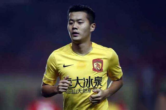 黄博文广州恒大(性格开朗球商极高)(3)