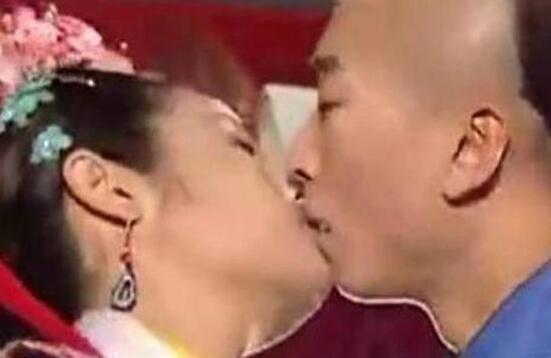 赵薇苏有朋林心如周杰重聚 赵薇对苏有朋说撒浪嘿林心如却和情郎周杰互撕疑似怀孕被批吝啬(2)