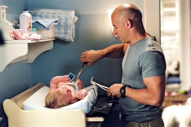 范迪塞尔最新上映电影（硬汉也有温柔一面）(3)