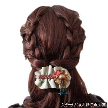 简单的编头发教程蜈蚣辫（3款蜈蚣编辫子发型方法图解）(5)