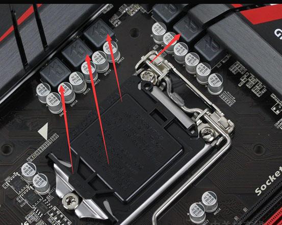 电脑主板的基本知识（带你详尽了解电脑主板内部）(4)