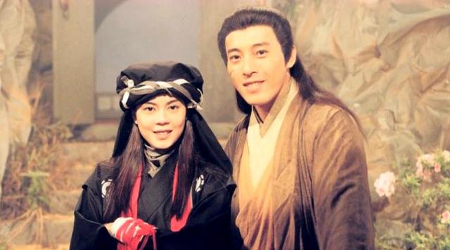 李亚鹏的笑傲江湖怎么样（李亚鹏和他的笑傲江湖）(10)