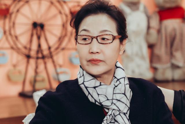 陈松伶上节目说自己不能生育（陈松伶因为不能生育被婆婆刁难）(11)