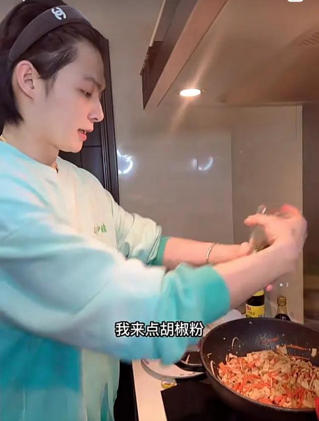 张铭恩徐璐分手聊天记录（跟徐璐分手两年）(2)